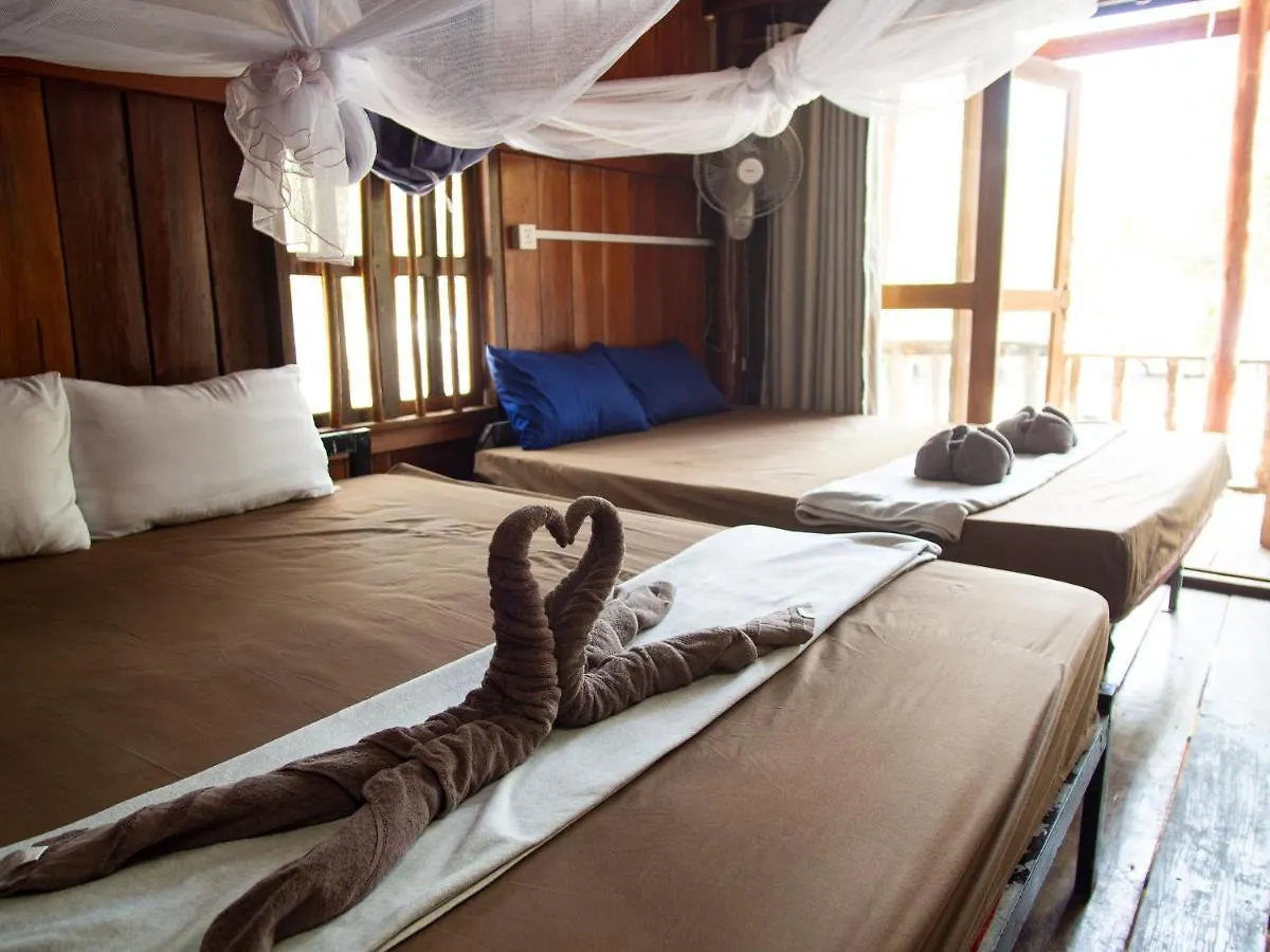 Hostal Funky Beach Albergue Sihanoukville Camboya