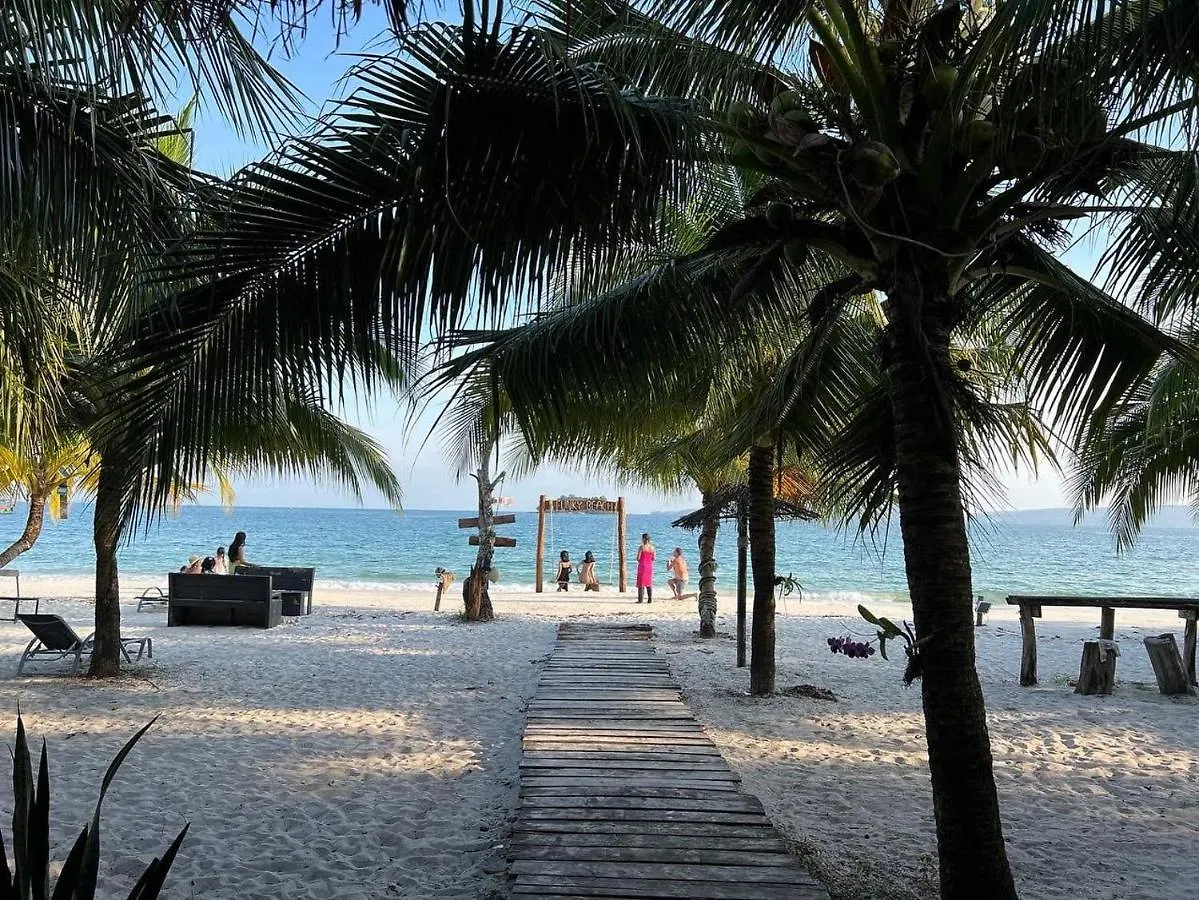 Funky Beach Albergue Sihanoukville